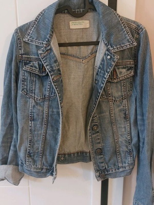 Denim jacket United Colors of Benetton like new, blue, size S