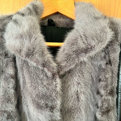 Leather coat with natural fur like new, gray and black, size M/L