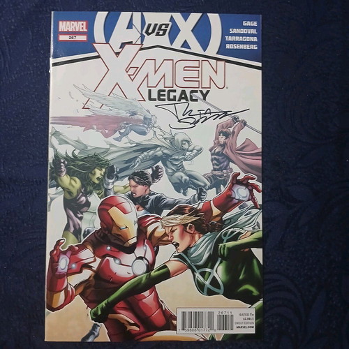 X-men Legacy #267 like new with Rafa Sandoval signature