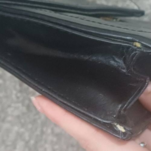 Black handbag used