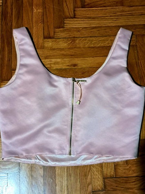 Crop top Enzzo ροζ σατεν σαν καινούργιο, μέγεθος L