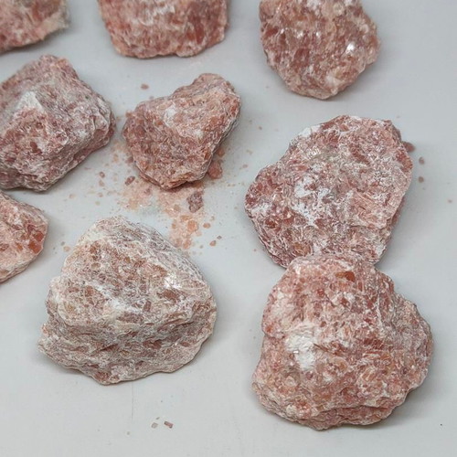 Sunstones pack of 10 like new natural crystals for meditation and jewelry