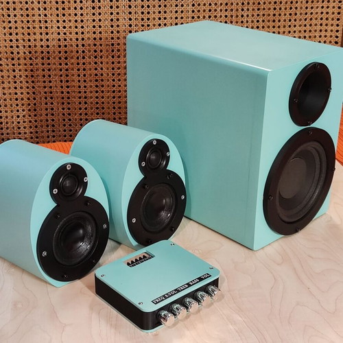 Handmade 2.1 Computer Speakers with Bluetooth Amplifier 100W RMS Like New