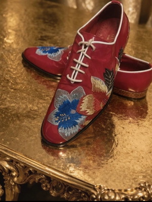 Gucci handmade loafers oxfords red size 42 like new unisex