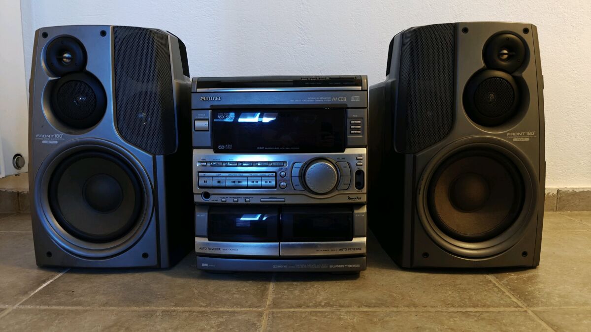 Aiwa NSX-S90 used sound system with… - € 50,00 - Vendora.cy