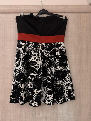 Strapless Ysatis dress with floral pattern, like new