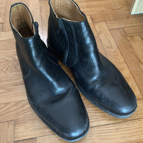 Leather ankle boots size 42 like new, men's black with zipper