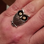 Adjustable ring in excellent condition