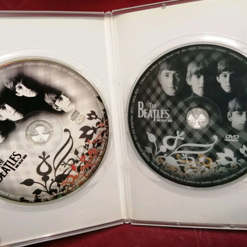 The Beatles Collectible Box Set with 1 DVD and 1 CD new