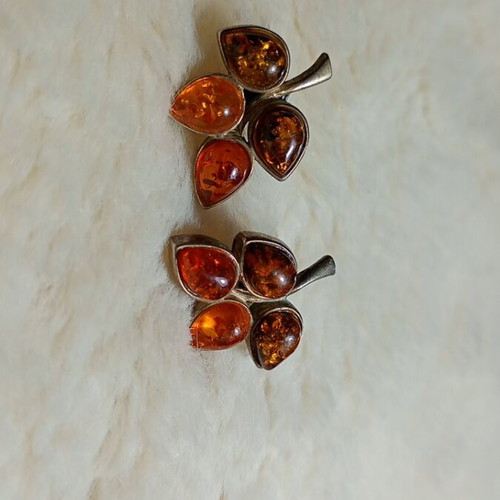 Women's earrings with amber, like new, orange and silver