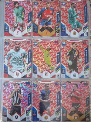 FIFA 365 2025-2026 Adrenalyn XL Fans' Favourite set with 68/100 cards like new