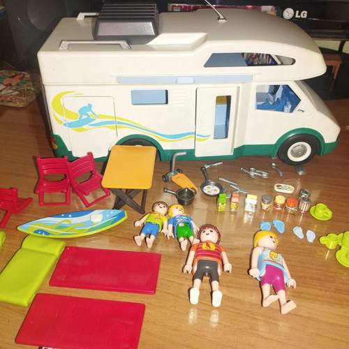 Playmobil motorhome almost complete used