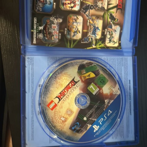 Ninjago PS4 game like new, adventure