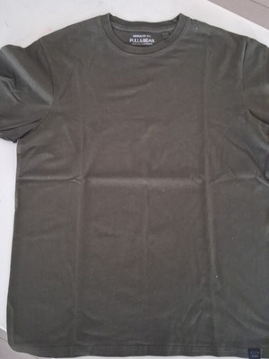 Pull & Bear men's T-shirt, olive green, size M