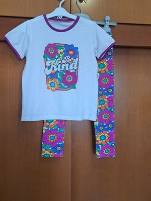 Girls' Temu floral set like new, size 6-8 years