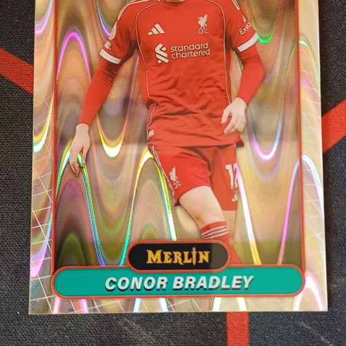 Topps Merlin Premier League 2026 Conor Bradley RayWave Refractor #119 Liverpool FC