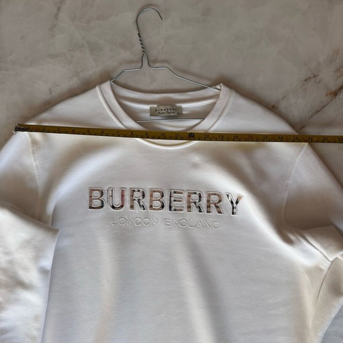 Burberry sweatshirt white with embroidered logo XL like new