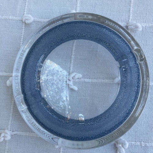 Large decorative ashtrays like new