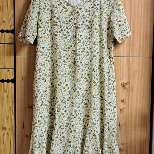 Vintage blue dress with orange and black details, size L