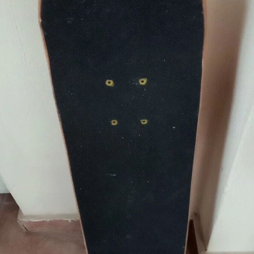 Skateboard Xspot used, dimensions 79x18.5x10 cm