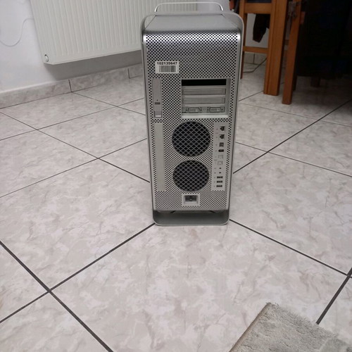 Power Mac G5 Dual 2.3 Like New, Legendary 2005 Model