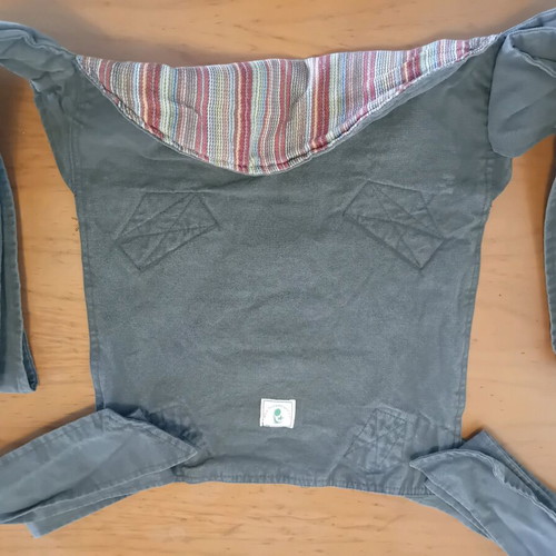 Mai Tai ergonomic baby carrier like new, cotton, newborn to 3 years