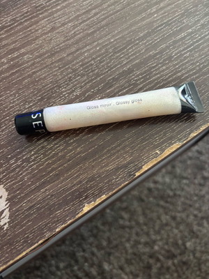 Glossy Sephora ιριδίζον για τα χείλια like new