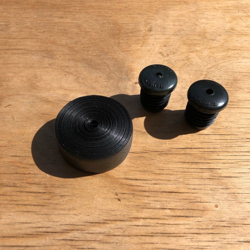 Bicycle Handlebar Tape Set with End Caps Made in Taiwan New