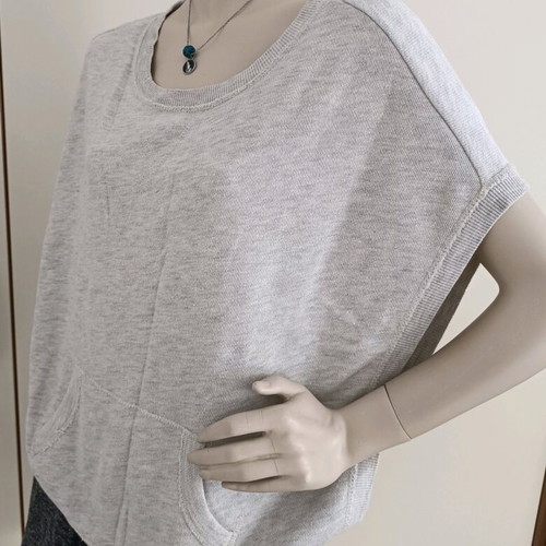 Zara women's grey sleeveless sweatshirt with pockets M/L like new
