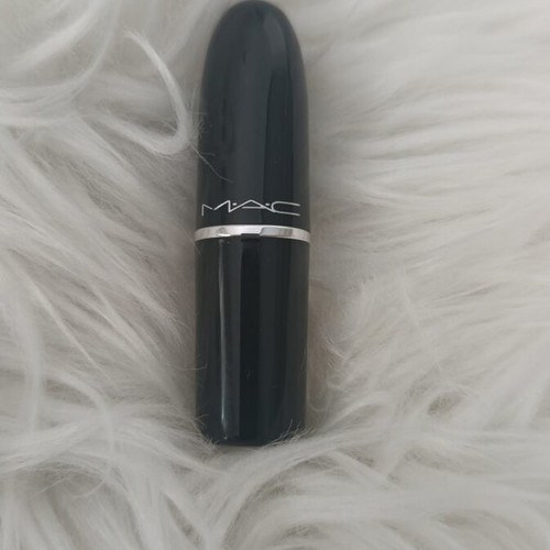 M.A.C Lustreglass Lipstick 510 Lady Bug, glossy semi-transparent finish