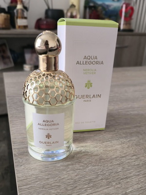 Guerlain Aqua Allegoria Nerolia Vetiver Eau de Toilette 125 ml like new, 2 sprays missing