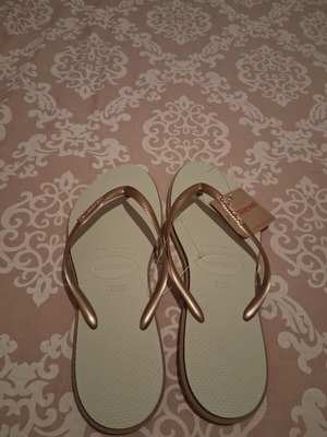 Havaianas flip flops, gold, size 41