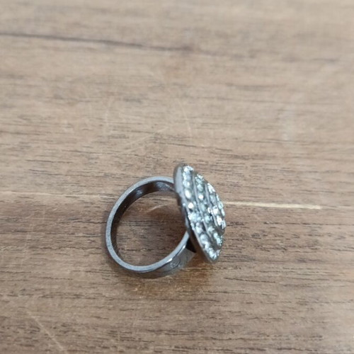 Ring no 12 like new