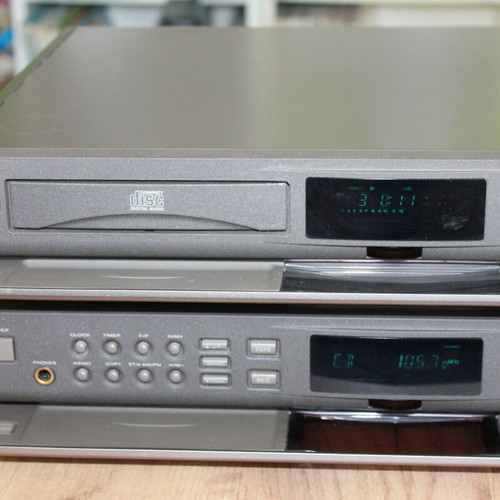 Marantz receiver and player 75SR1020 and 75CD1020