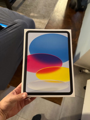 iPad Air 10(gen) box like new