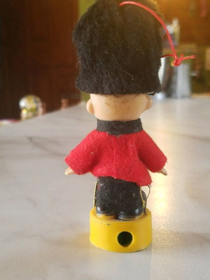 Vintage pencil sharpener English soldier like new, 1970s