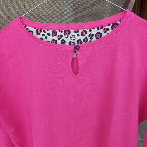 Esmara fuchsia pajama top like new, Small loose fit