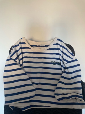 Zara топ размер M употребяван, бял и син