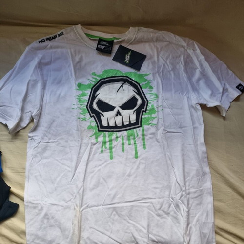 No Fear T-shirt new, men's large, white