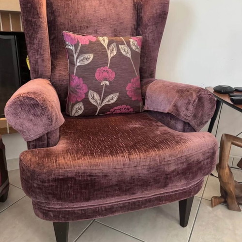 Handmade armchair with velvet upholstery, like new