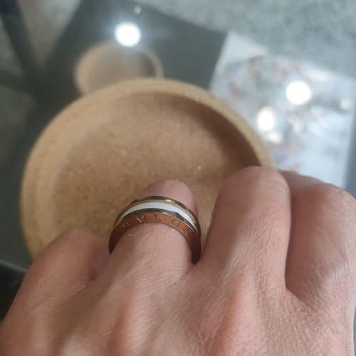 Steel ring size 56 like new, white and gold colors