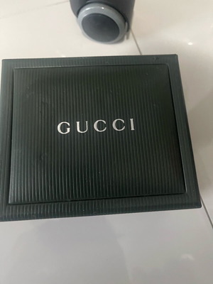 Ρολόι Gucci καινούργιο, γυναικείο, ασημί με πιστοποιητικά