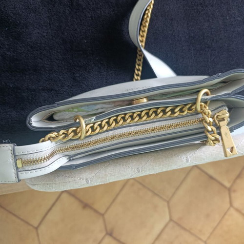 Guess shoulder bag used, ice white with gold chain