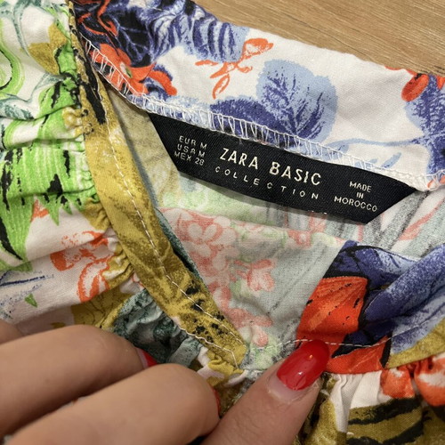 Zara colourful top size medium like new