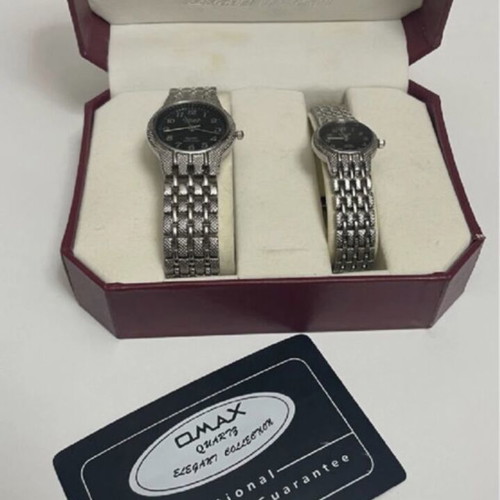 Watch set unisex silver new with case
