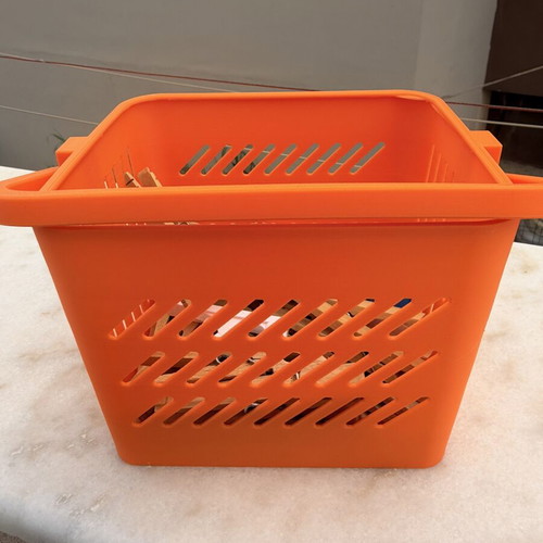 Basket for Clothespins like new, high capacity with 5 3D printed clothespins gift