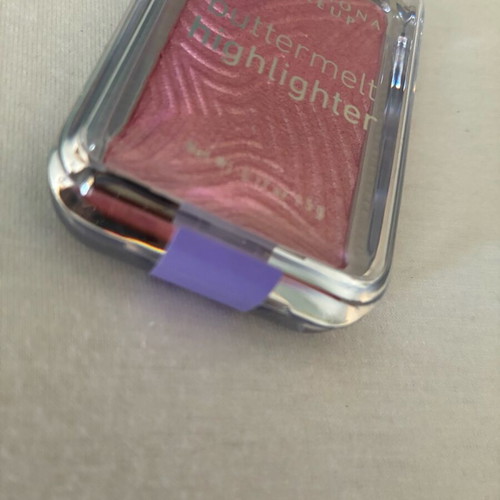 NYX Buttermelt Highlighter 5g, shade 01 No 1 Butta