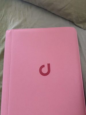 Binder like new for cards with top loader