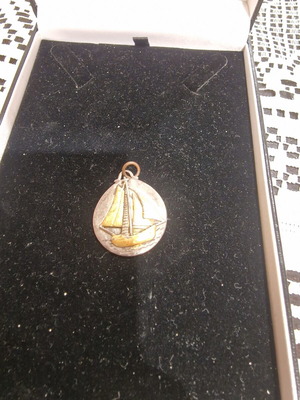 Silver pendant G. Stathopoulos like new