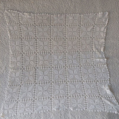 Handmade knitted embroideries like new, pack of 3, over 60 years old
